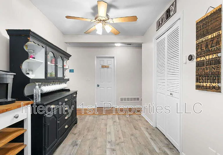 11221 W 59th Ter — Photo 32