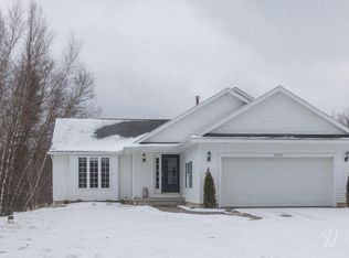 5759 Sunfish Lake Ave NE, Rockford, MI 49341