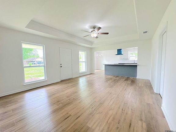 2nd image of 10126 Lake Park Ave