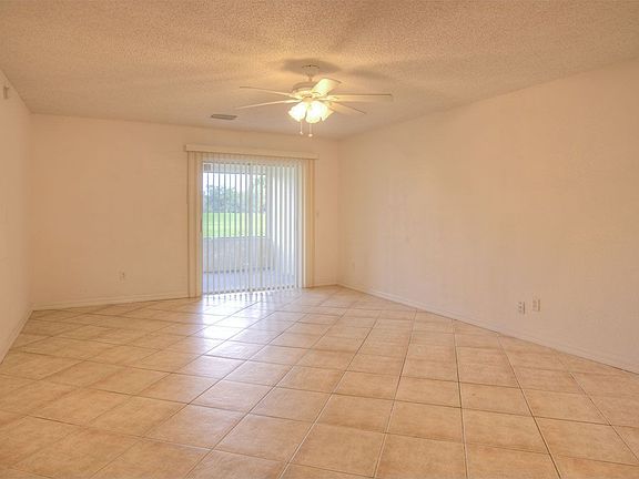 Great Room - Left Unit