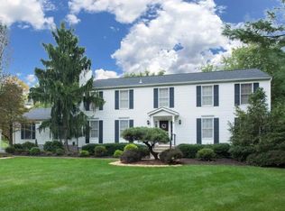 402 Whiton Rd, Neshanic Station, NJ 08853