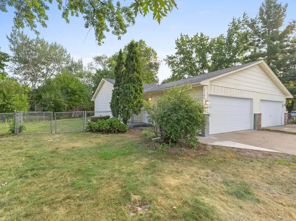 2163 109th Ln NW, Coon Rapids, MN 55433