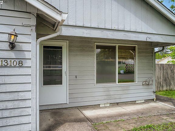 3rd image of 13108 NE 46th St