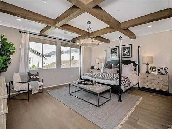 5th image of 3455 Poppet St