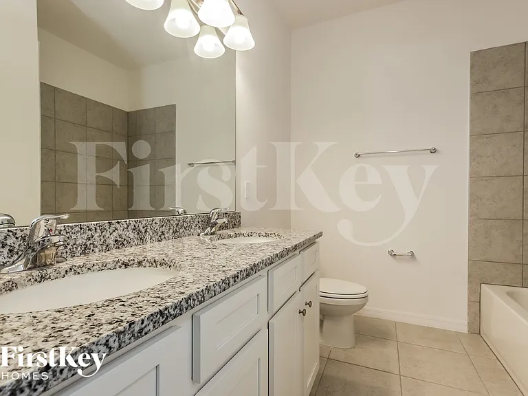 523 Crown Rose Dr — Photo 13