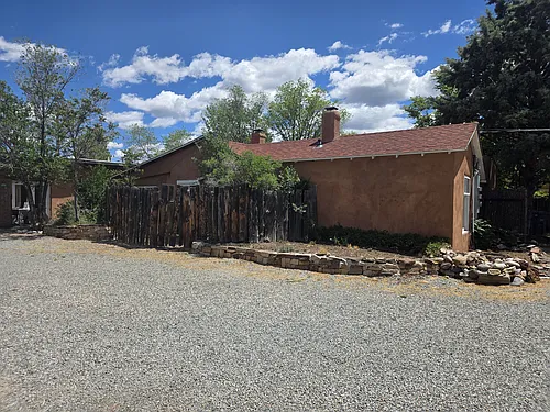 525 Agua Fria St #B Photo 1