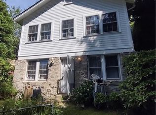 300 Hinson Ter, Saluda, NC 28773