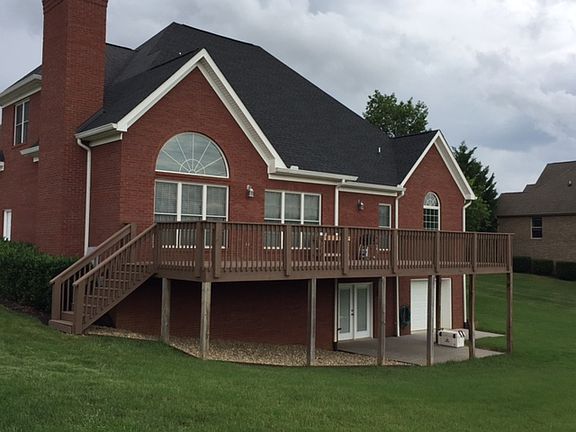 3rd image of 145 Williamsburg Dr