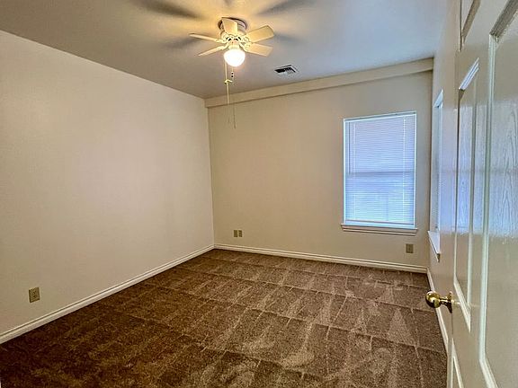 5th image of 5711 Vista Dr APT 202