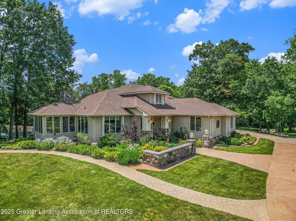 10696 W Clark Rd, Eagle, MI 48822