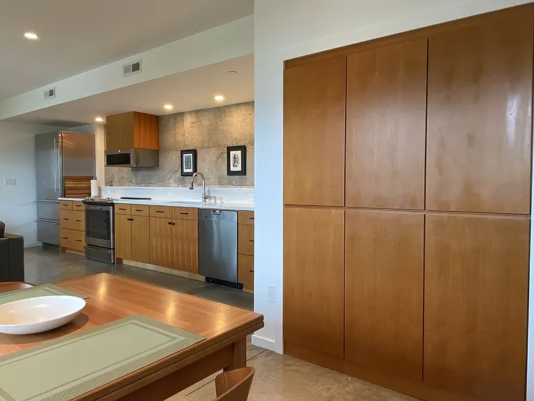 585 Blanchard Blvd — Photo 7