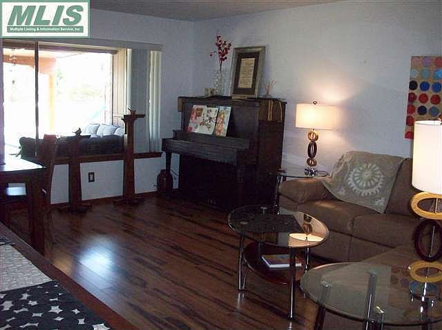 1st image of 1670 Candlelight Dr