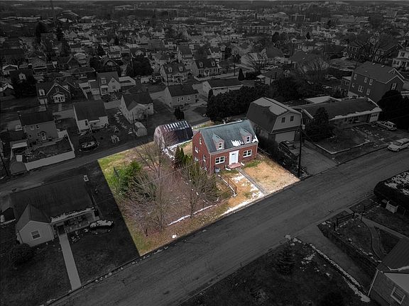 3rd image of 1715 Sloan Ave