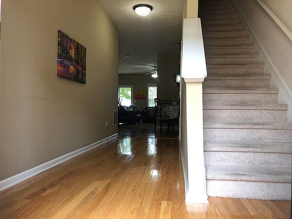 3rd image of 2925 Montague Place Dr