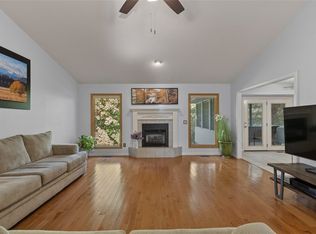 6 Tisbury Ln, Bella Vista, AR 72715