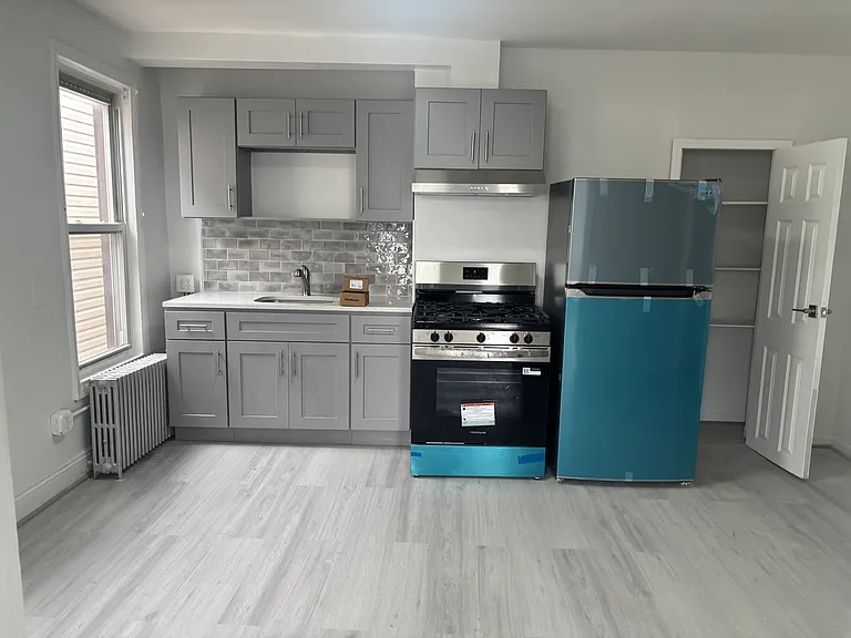 94-29 86th St #3F — Photo 1