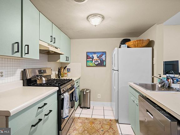 5th image of 756-758 S 19th St
