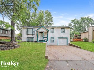 1616 W Brittany St, Olathe, KS 66061