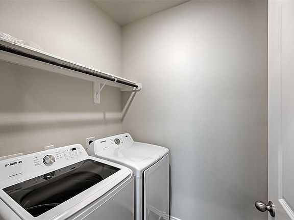 5th image of 11634 Vistawood St