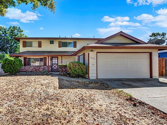 2nd image of 2612 Carnation Drive