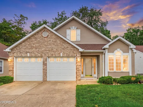 16 Angus Court, Jackson, NJ 08527