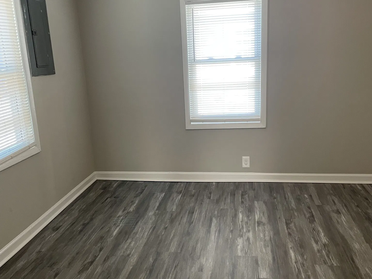 110 Oak Lane - 1 — Photo 4