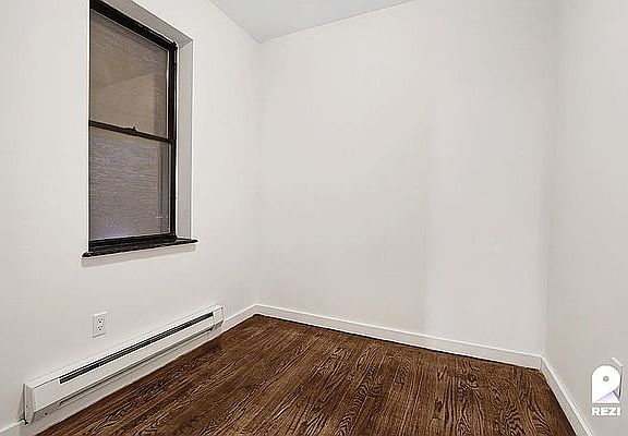 5th image of 326 W 49th St APT 3FE