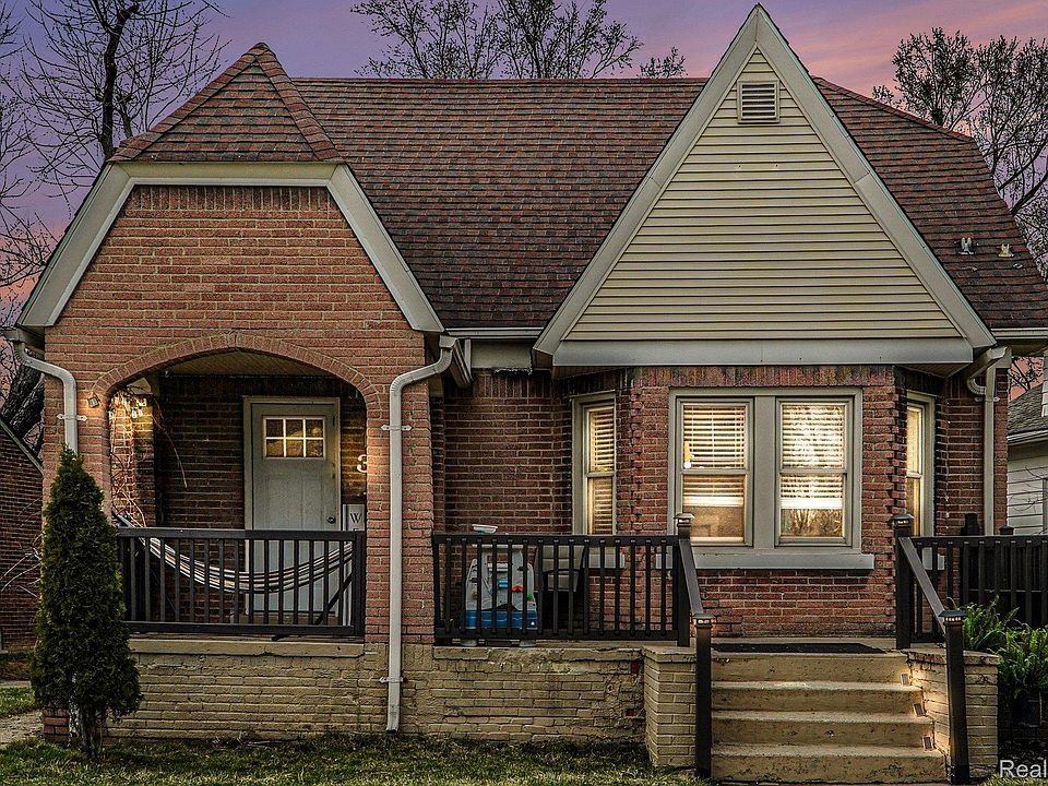 1st image of 39 Neome Dr
