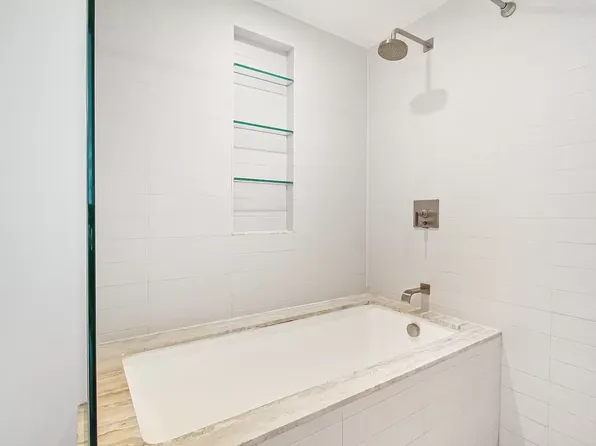 322 West 57th Street image 8 of 15