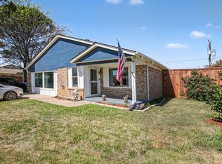 5911 Dangerfield Ct, Arlington, TX 76017