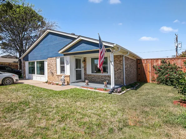 5911 Dangerfield Ct, Arlington, TX 76017