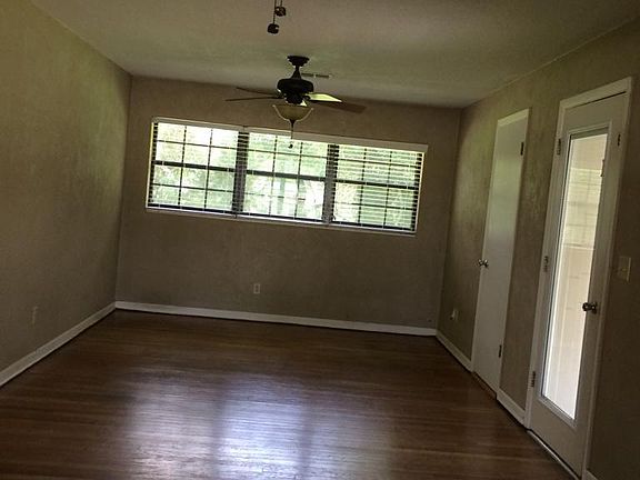 4th image of 2046 E Fort King St