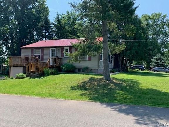 4th image of 122 Hunt Dr