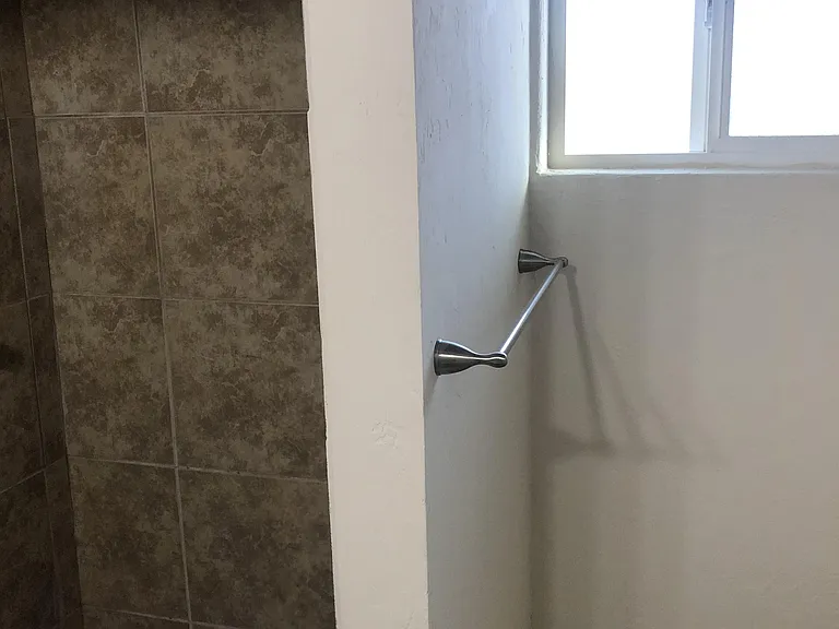 5842 S Park Ave #2 — Photo 6