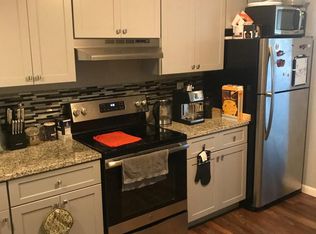 647 Providence St APT 2E, Albany, NY 12208