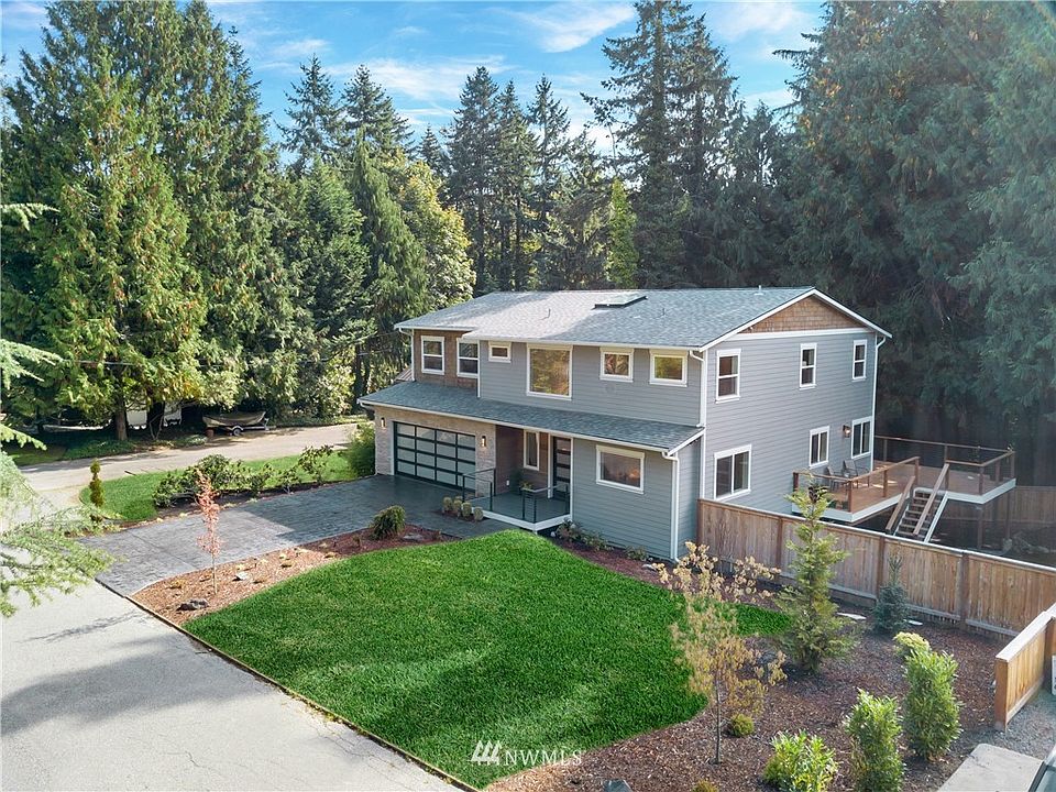 1st image of 3321 NE 156th Street