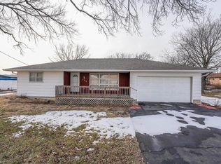 111 S Jefferson St, Eureka, KS 67045