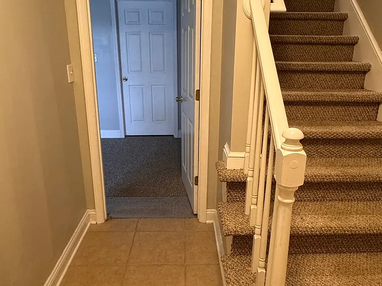 763 Wyndhurst Dr — Photo 35
