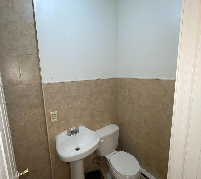 Unit Photo