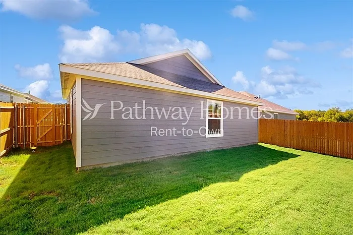 1329 Plum Rd — Photo 25