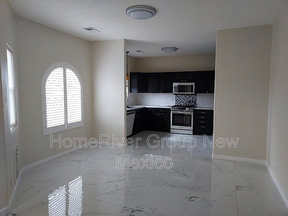 4th image of 13604 Mountain West Ct SE
