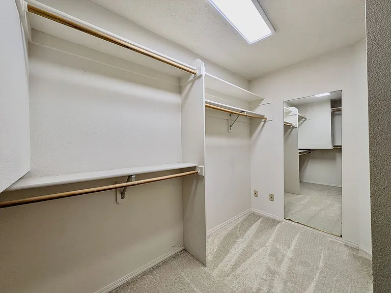 18132 Westview Dr — Photo 40