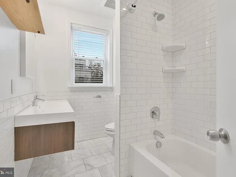 1339 Corcoran St NW — Photo 33