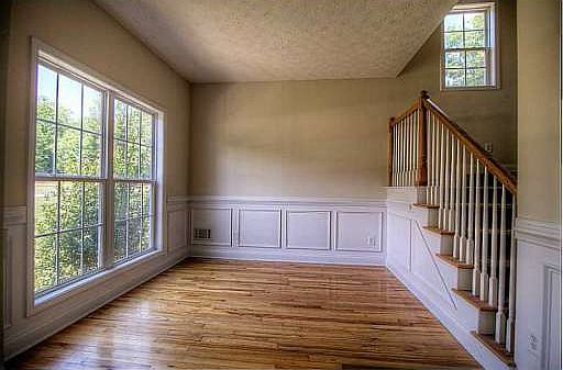 4th image of 166 Loam Dr