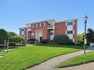 Woods Edge Condominium, Attleboro, MA 02703