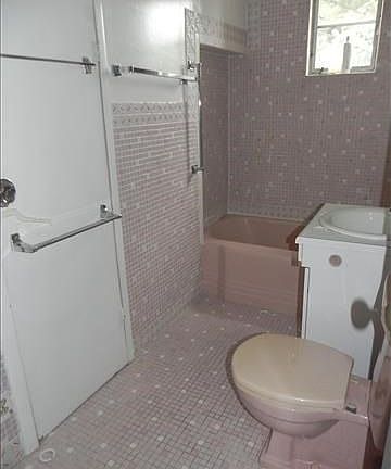 4th image of 25403 38th Ave
