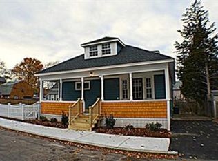 12 Barton St, Newburyport, MA 01950