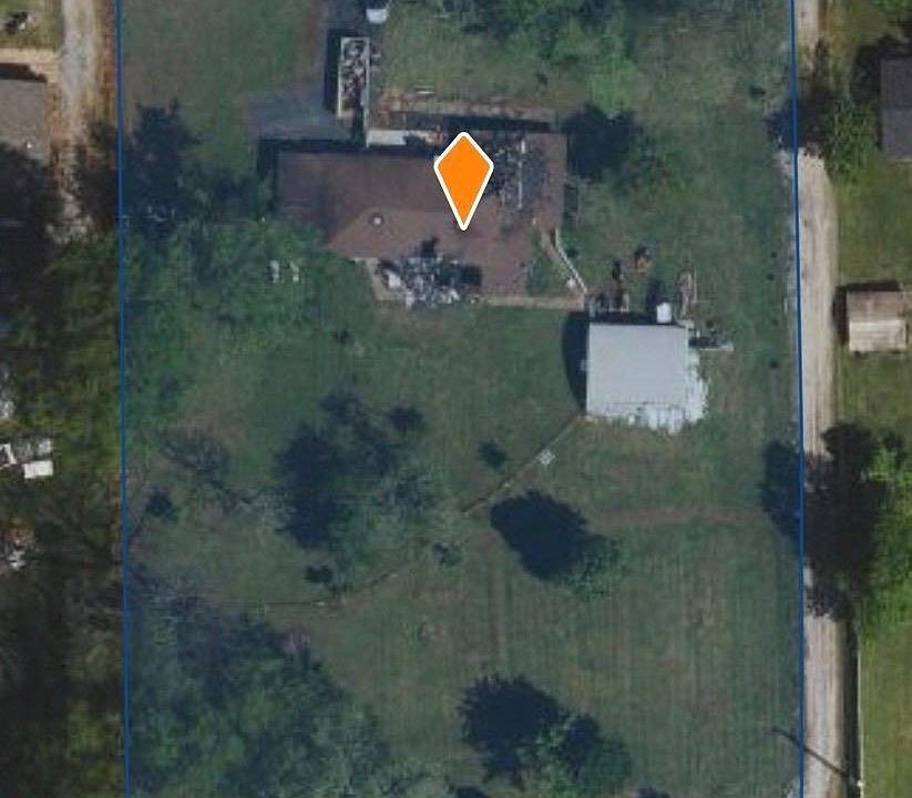 2nd image of 1556 Ryland Pike