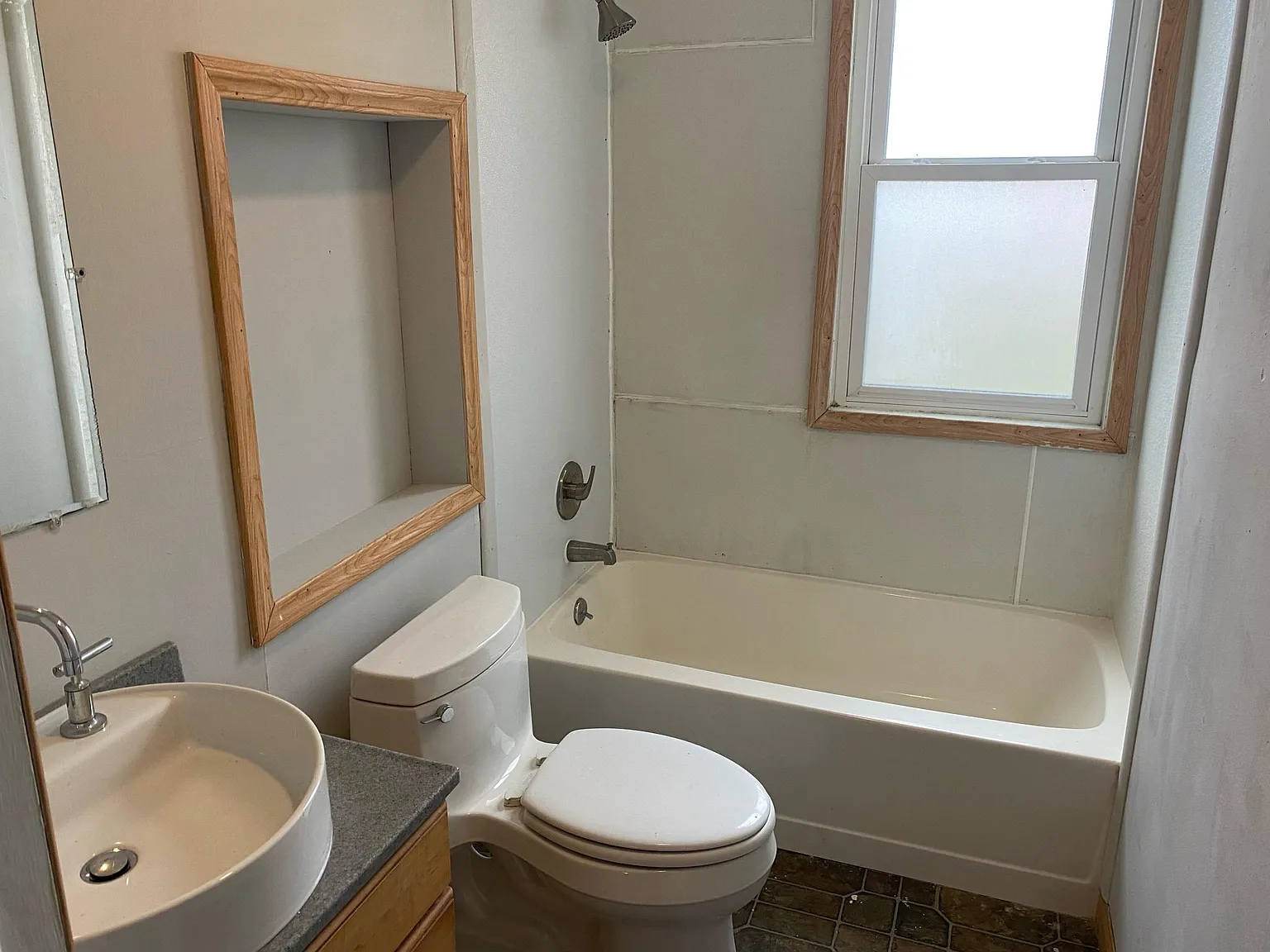 1010 Mechanic St — Photo 4