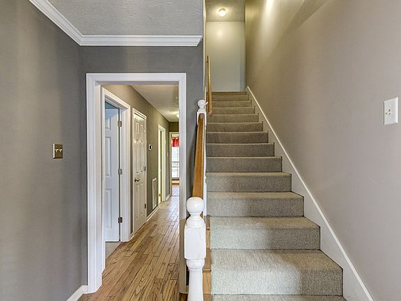 4th image of 6105 Lancelot Ln